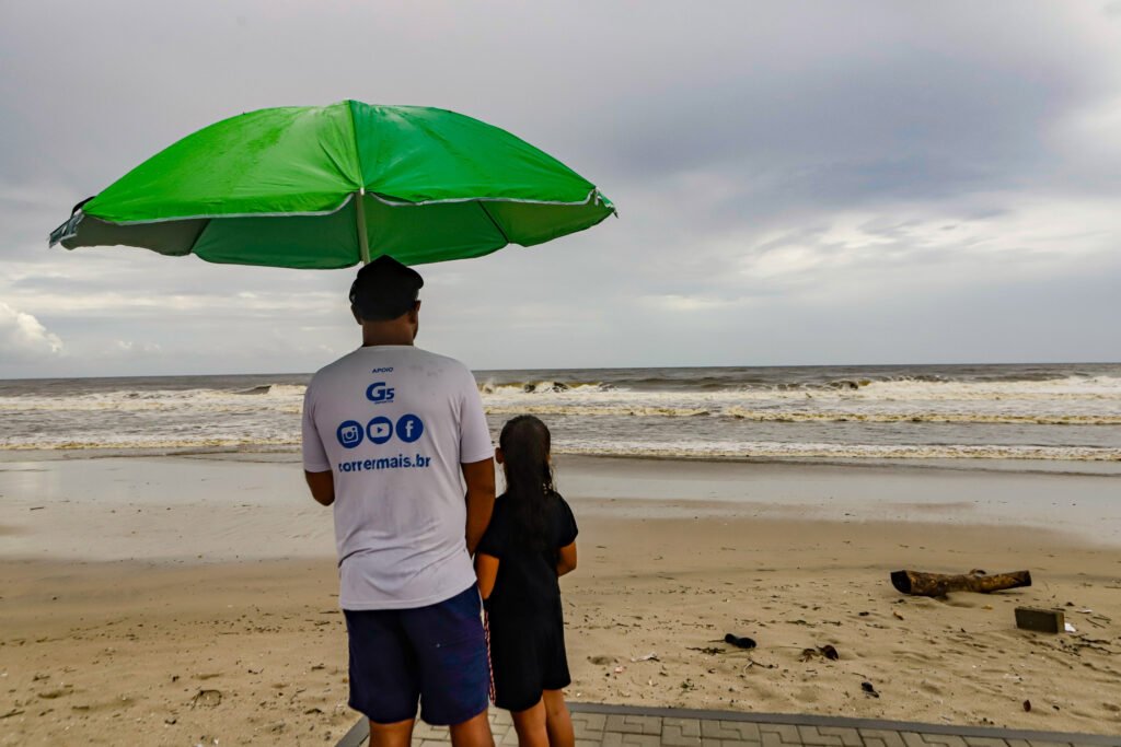 Prepare o guarda-chuva: virada brusca no tempo traz temporais para todas as regiões do Estado