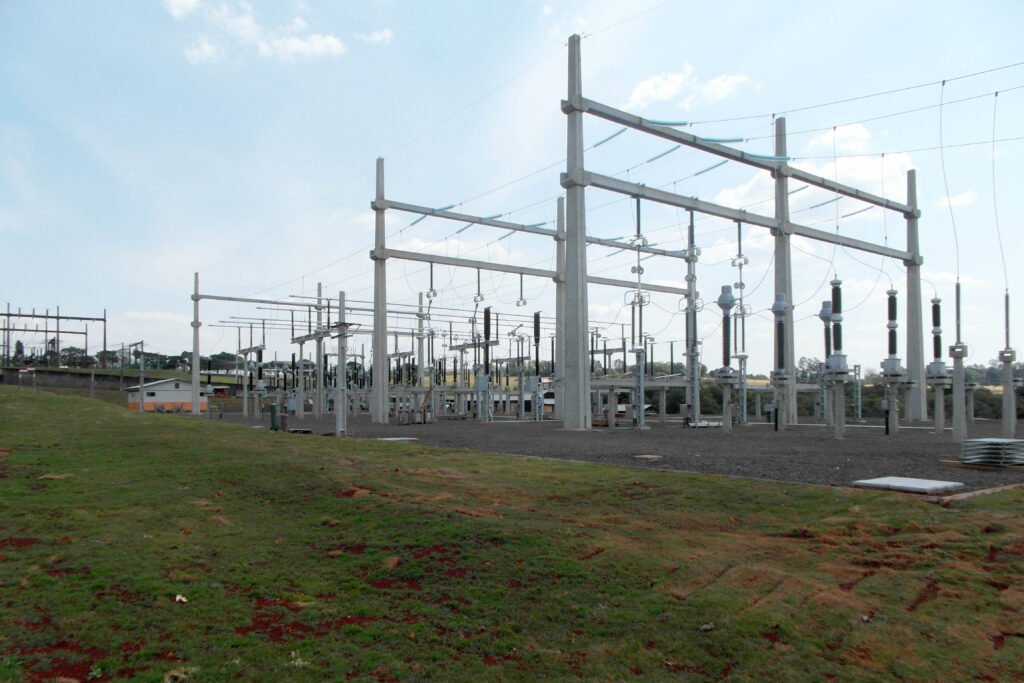 Copel atinge 5,3 milhões de clientes e registra alta no consumo de energia em 2026