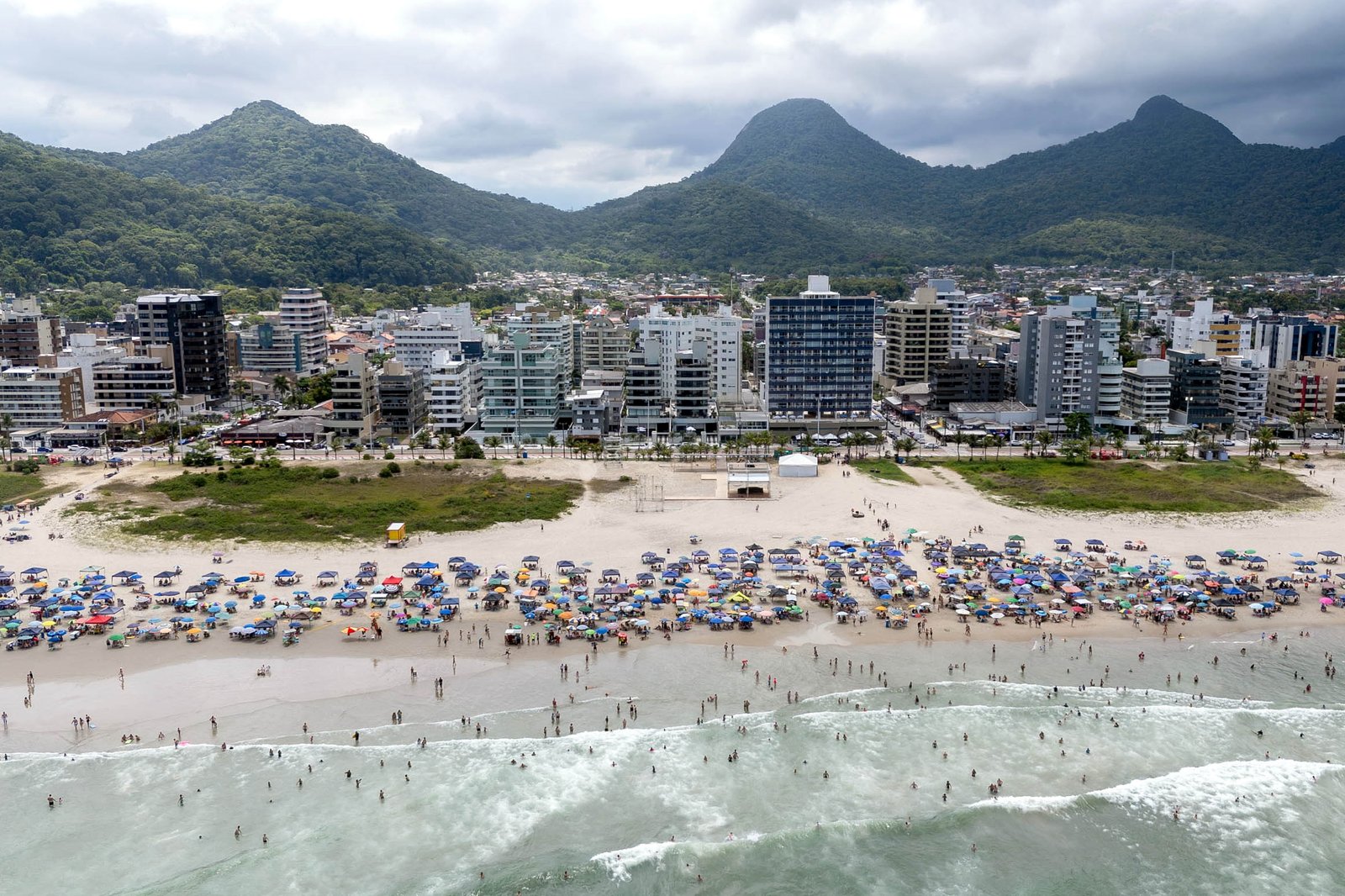 Mercado imobiliário de Guaratuba cresce com projetos de alto padrão e nova rodovia