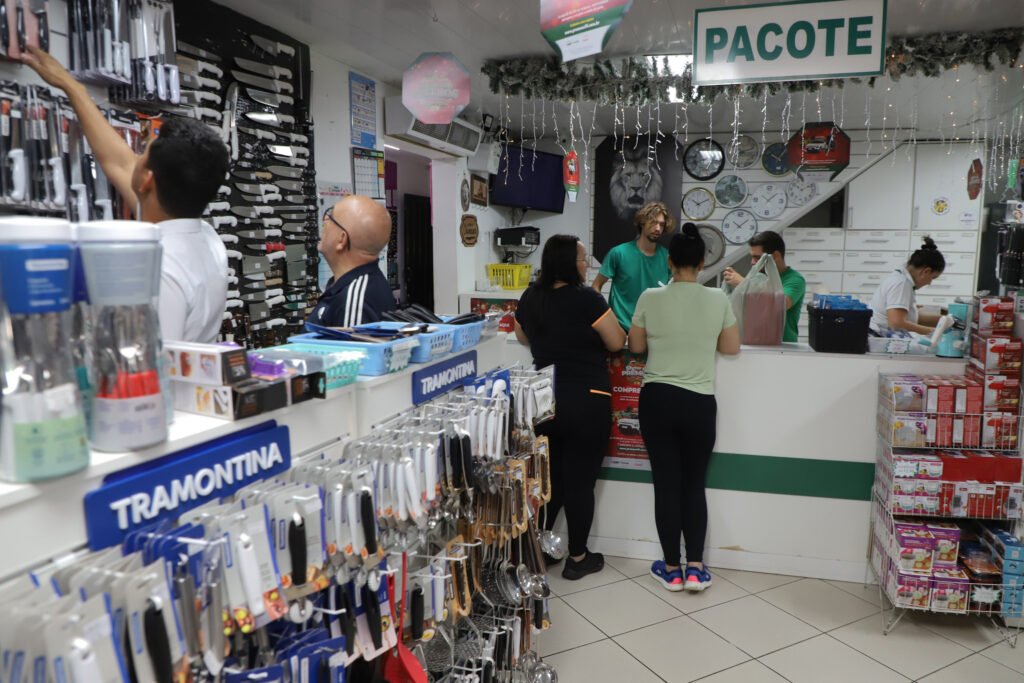 Comércio paranaense lidera ranking de vendas no Brasil