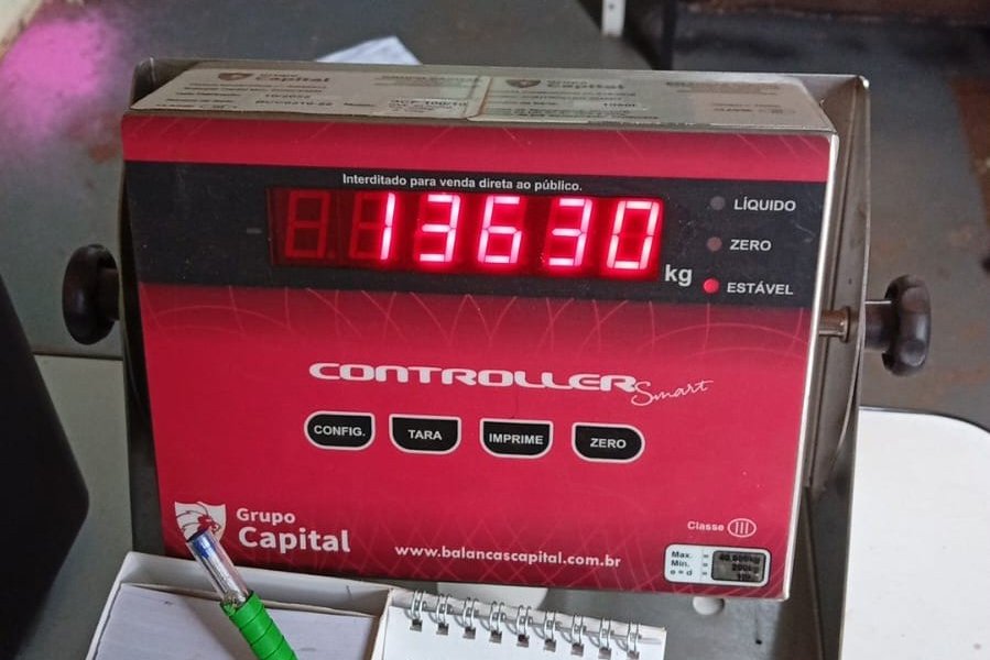 Força-tarefa retira 13,6 toneladas de lixo do lago do Baixo Iguaçu no Oeste do Estado