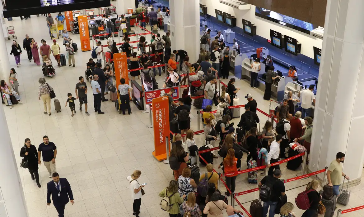 Gol e Latam negam alinhamento de preços após Cade abrir processo administrativo