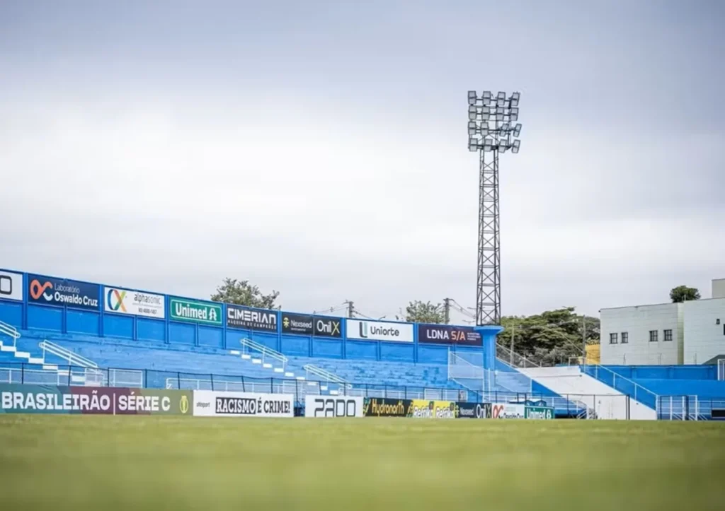 De olho na Copa de 2027: Londrina convida seleção japonesa de futebol feminino para treinar no VGD