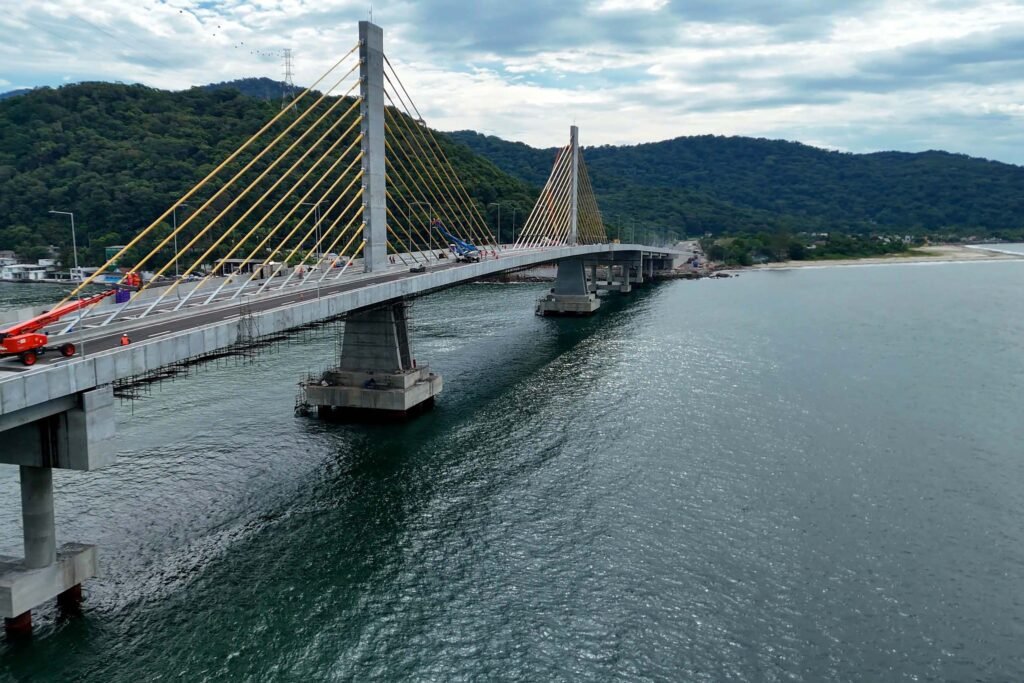Chuva adia inauguração da Ponte de Guaratuba para sexta-feira (1º); veja como será o evento