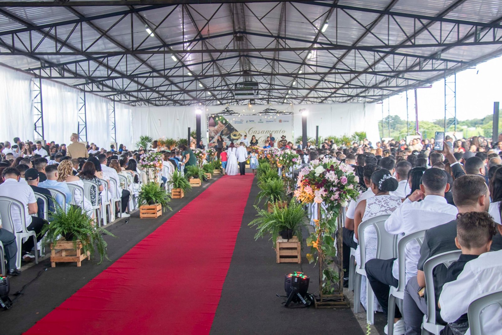 Casamento coletivo gratuito: inscrições abertas em Curitiba e região