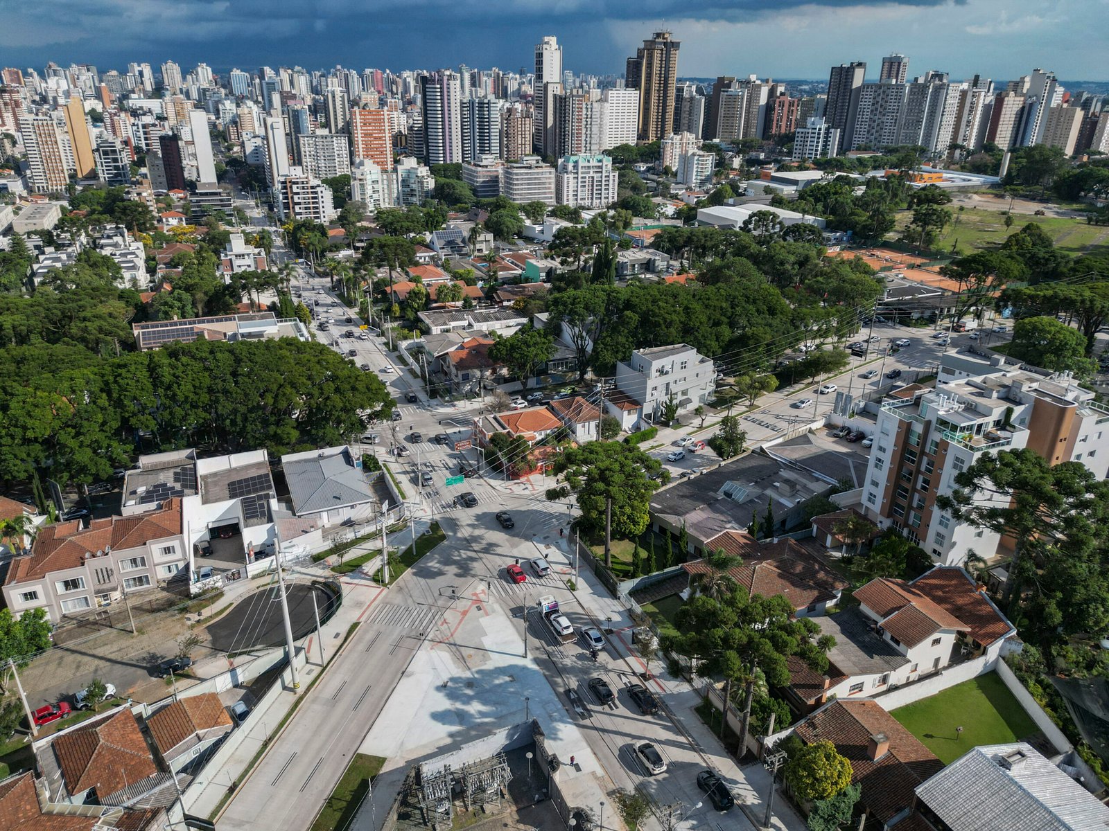 R$ 1,69 Bilhão em Obras: O Que Esperar de Curitiba no Próximo Ano