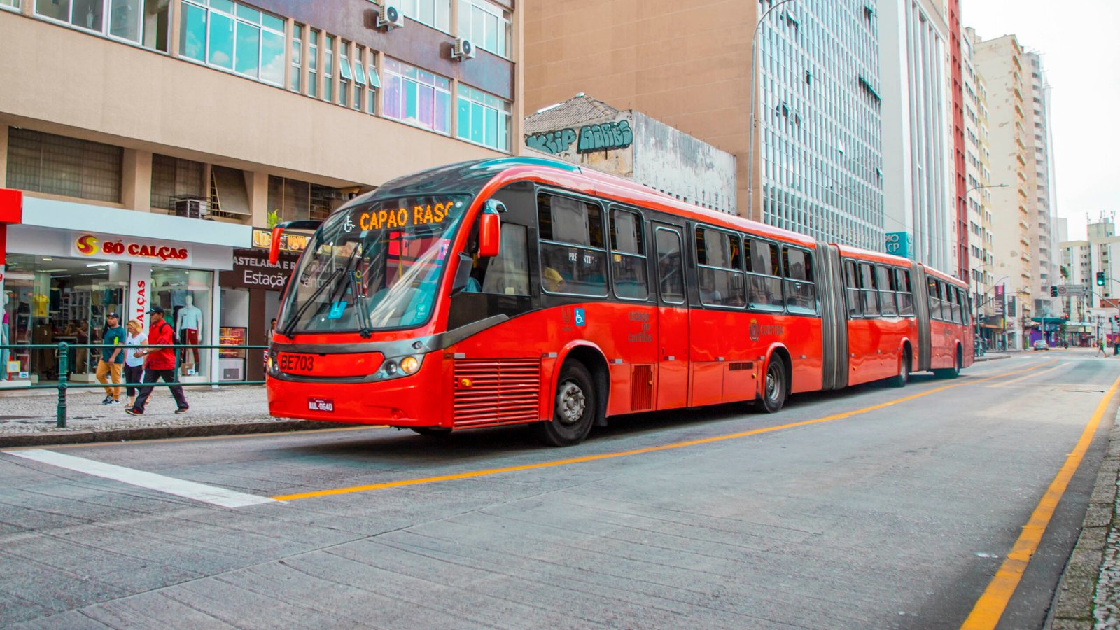 Câmara aprova o "SUS do Transporte": entenda o que muda na sua tarifa