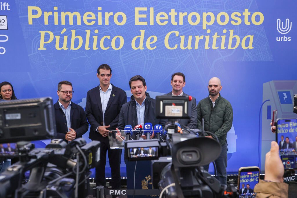 Novo eletroposto 24h na Rodoferroviária promete baratear a rotina de motoristas
