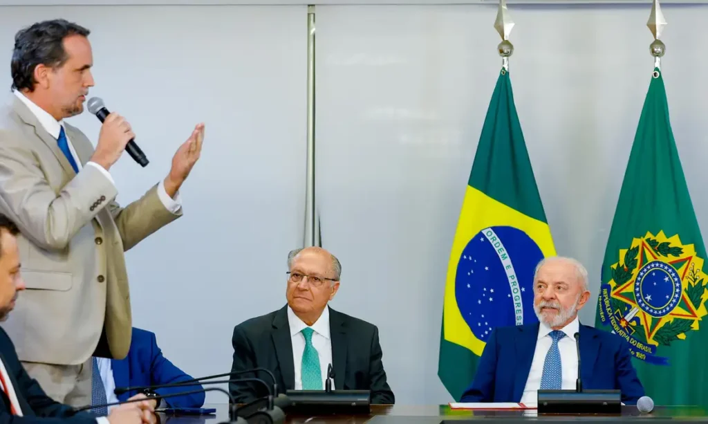Imposto zerado: o que continua sendo cobrado nas suas encomendas internacionais?