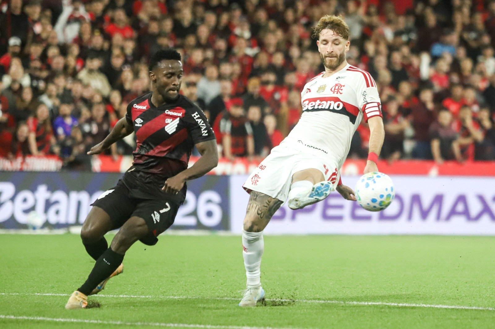 Empate amargo: Athletico sofre gol no fim contra o Flamengo na Arena
