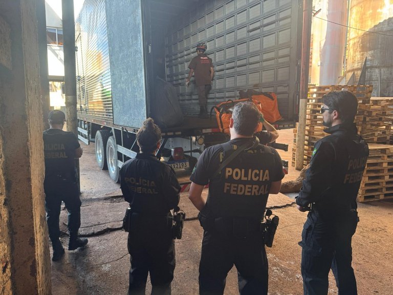 Polícia Federal incinera quase 6 toneladas de drogas no Oeste do Paraná