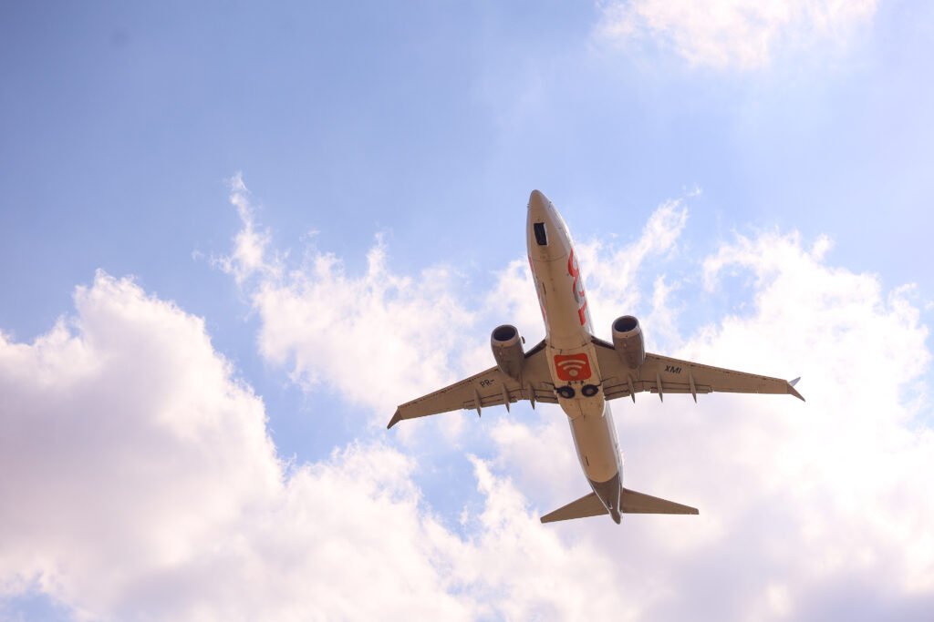 Aeroporto de Maringá volta a receber cargas do exterior após 10 anos de bloqueio