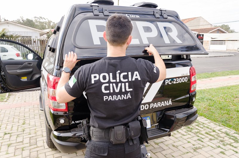 Polícia civil fecha laboratório de maconha em Curitiba e apreende R$ 1,6 milhão em drogas