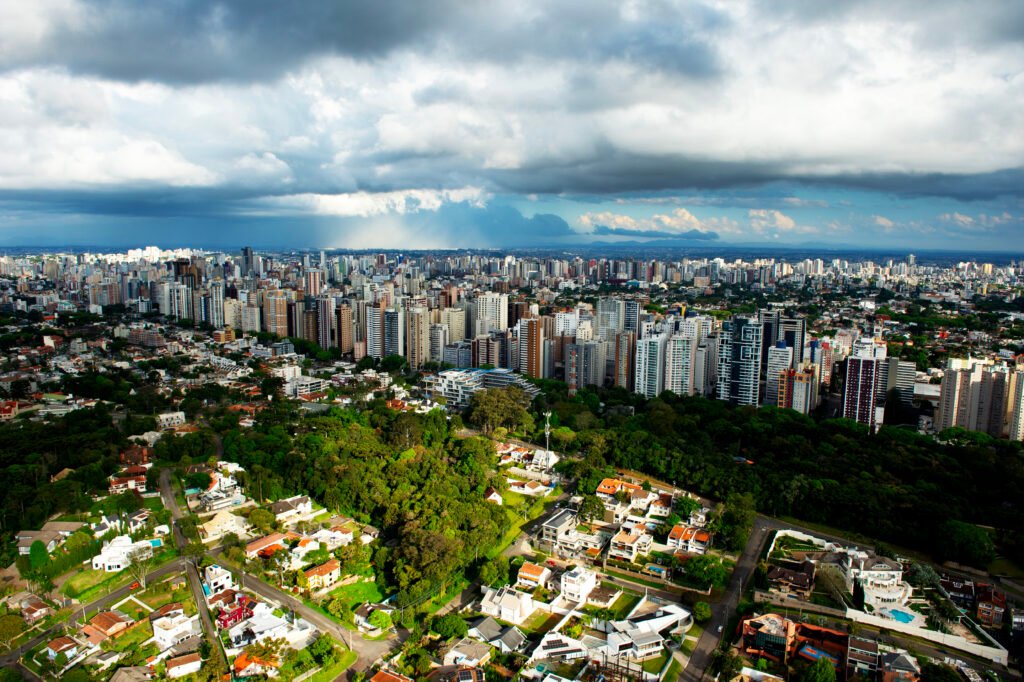 Curitiba e interior batem recorde de qualidade de vida em ranking nacional