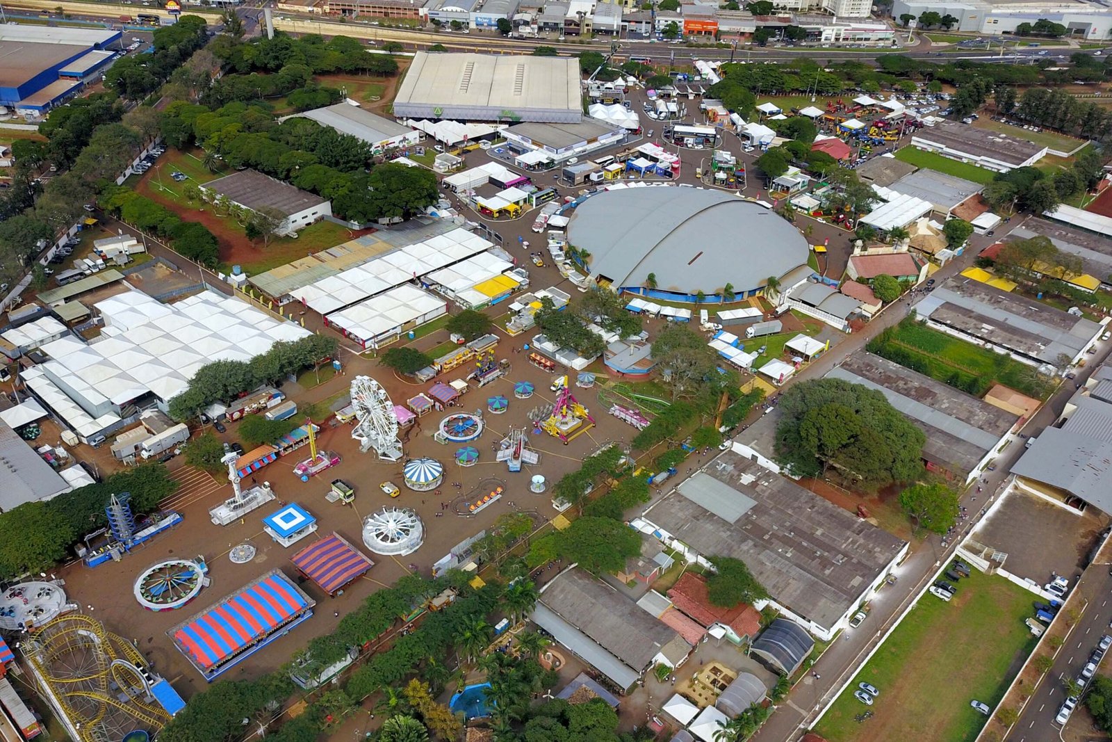 52ª Expoingá começa hoje: veja a programação de shows, ingressos e as novidades da feira em Maringá
