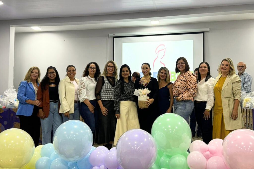 Kits de maternidade: mães carentes da região de Maringá recebem enxoval gratuito