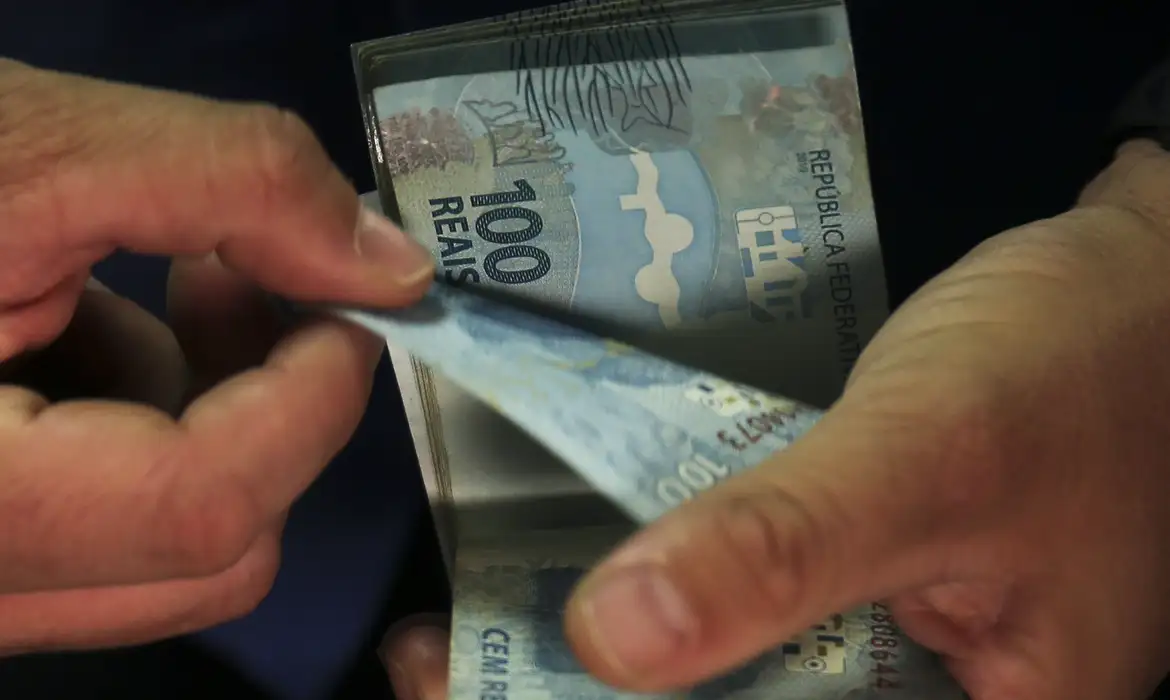 Governo lança Novo Desenrola Brasil: renegociação de dívidas inclui descontos de até 90% e uso do FGTS
