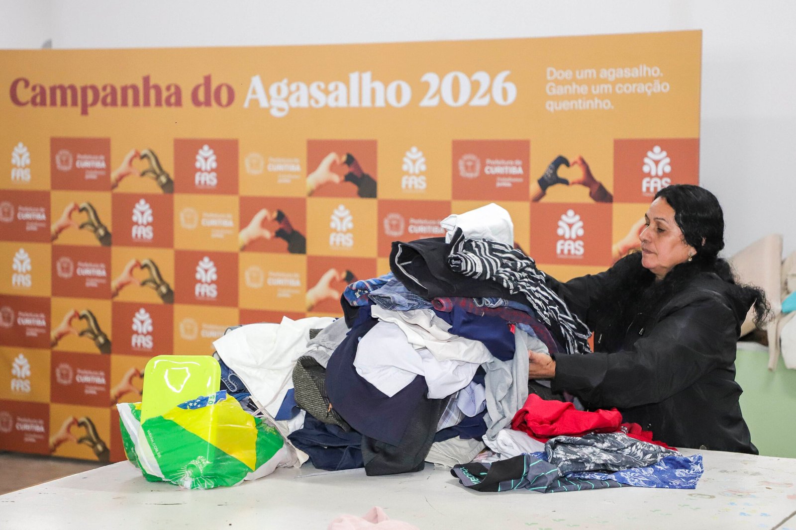 Inverno rigoroso estende Campanha do Agasalho em Curitiba: veja como doar