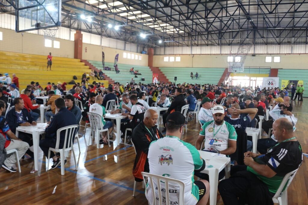 Curitiba se transforma no polo nacional dos jogos de mesa com torneios gratuitos neste fim de semana