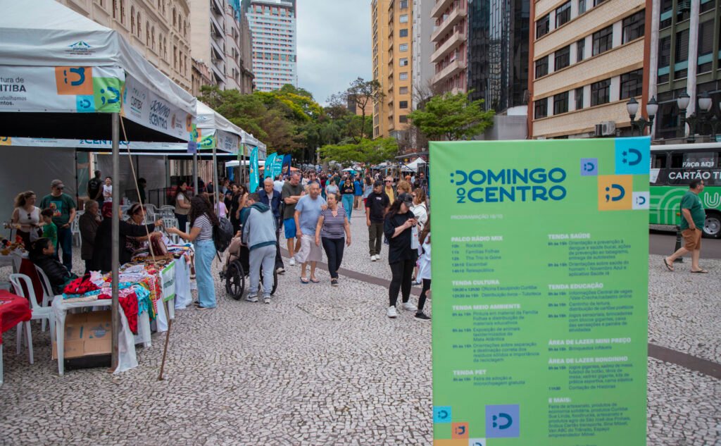 Vacina de graça para cães e gatos: Curitiba promove nova edição do Domingo no Centro