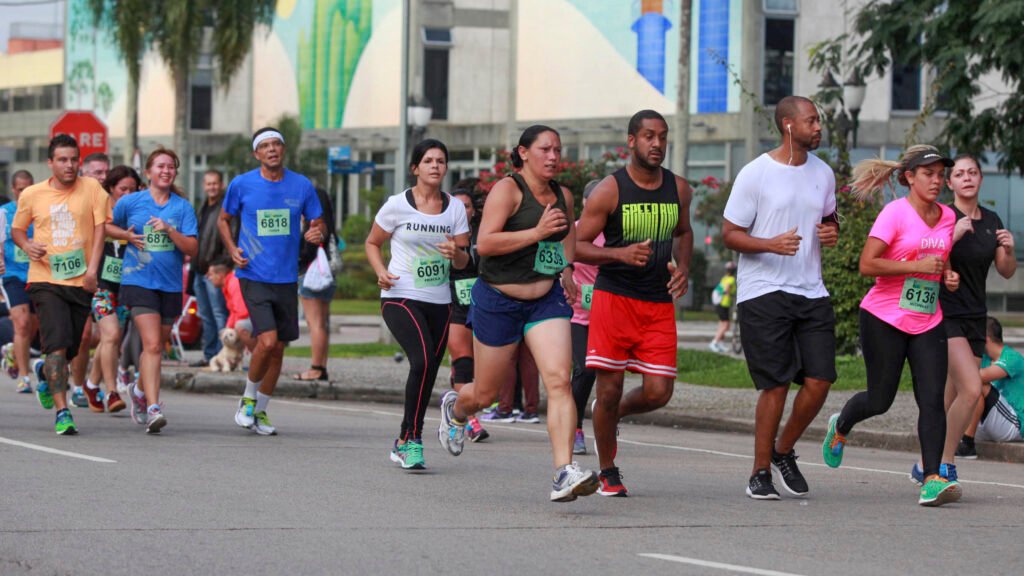 De 5k a 10k: Curitiba vira pista para três provas simultâneas de corridas de rua