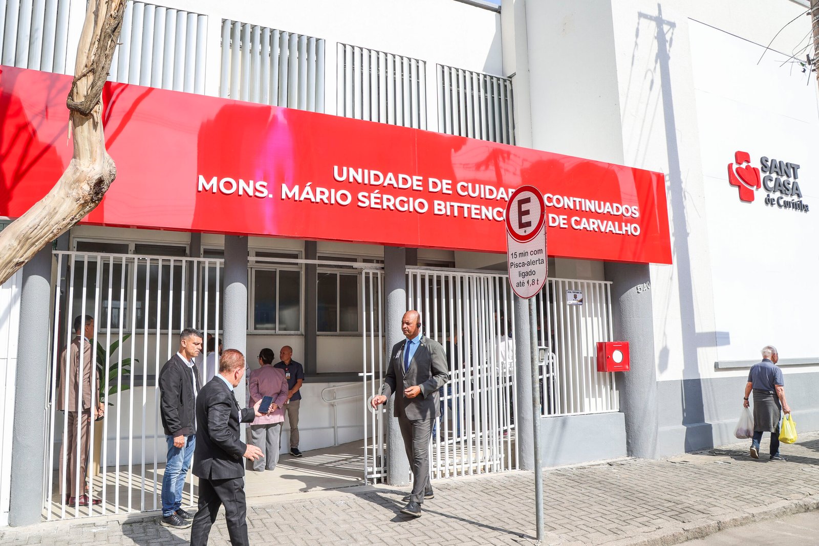 Novo hospital no Centro de Curitiba amplia rede SUS com foco em emergências