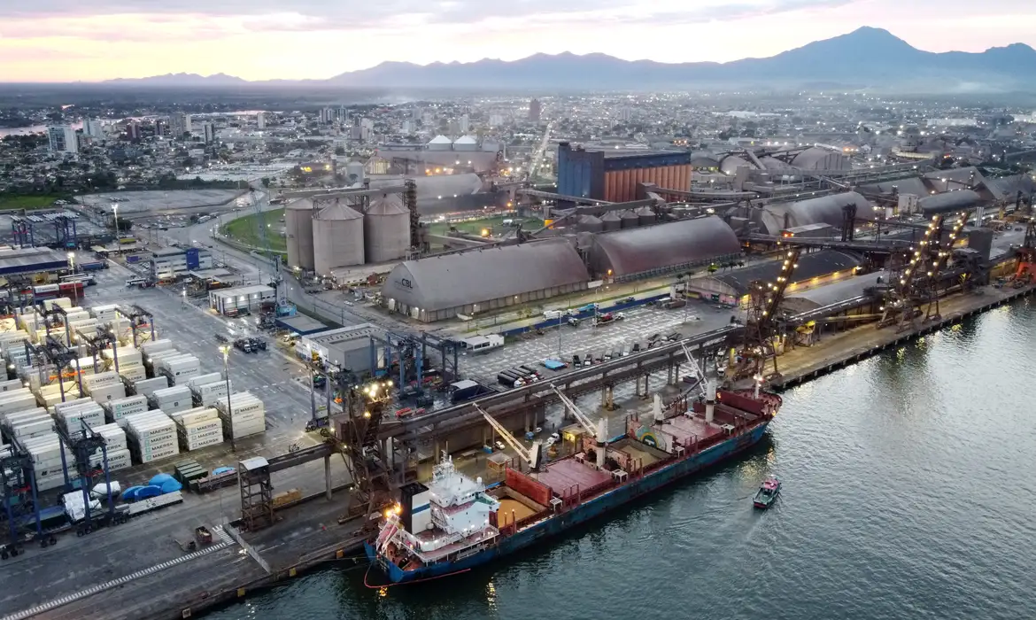 Negociação Brasil-EUA avança e anima setor de exportação no Paraná