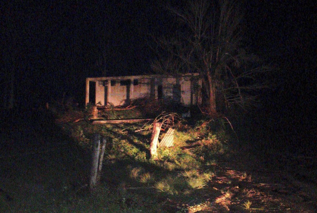 Sem luz e com galpões no chão: produtores do Paraná cobram crédito emergencial urgente