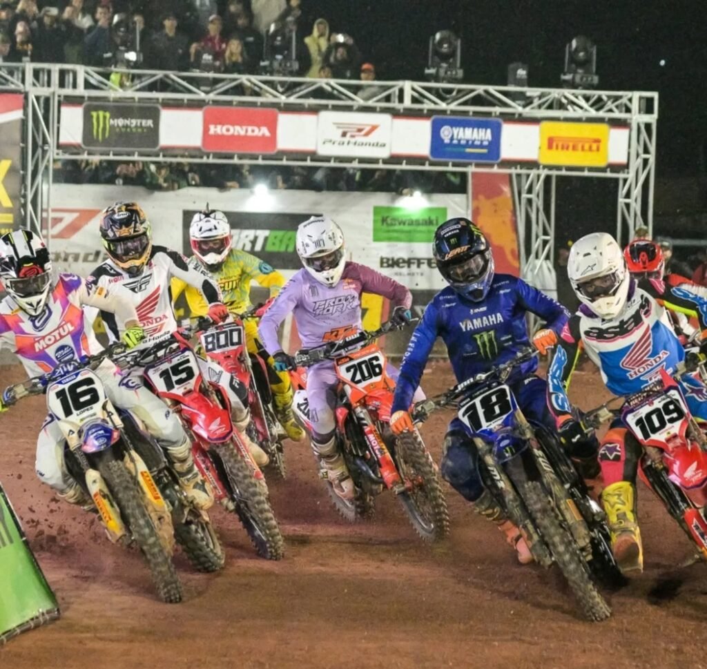 Etapa do Sul-Brasileiro de Motocross inaugura nova pista de 1.280 metros em Paranavaí