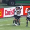 Coritiba vira sobre o Remo nos acréscimos e salta para a sétima posição