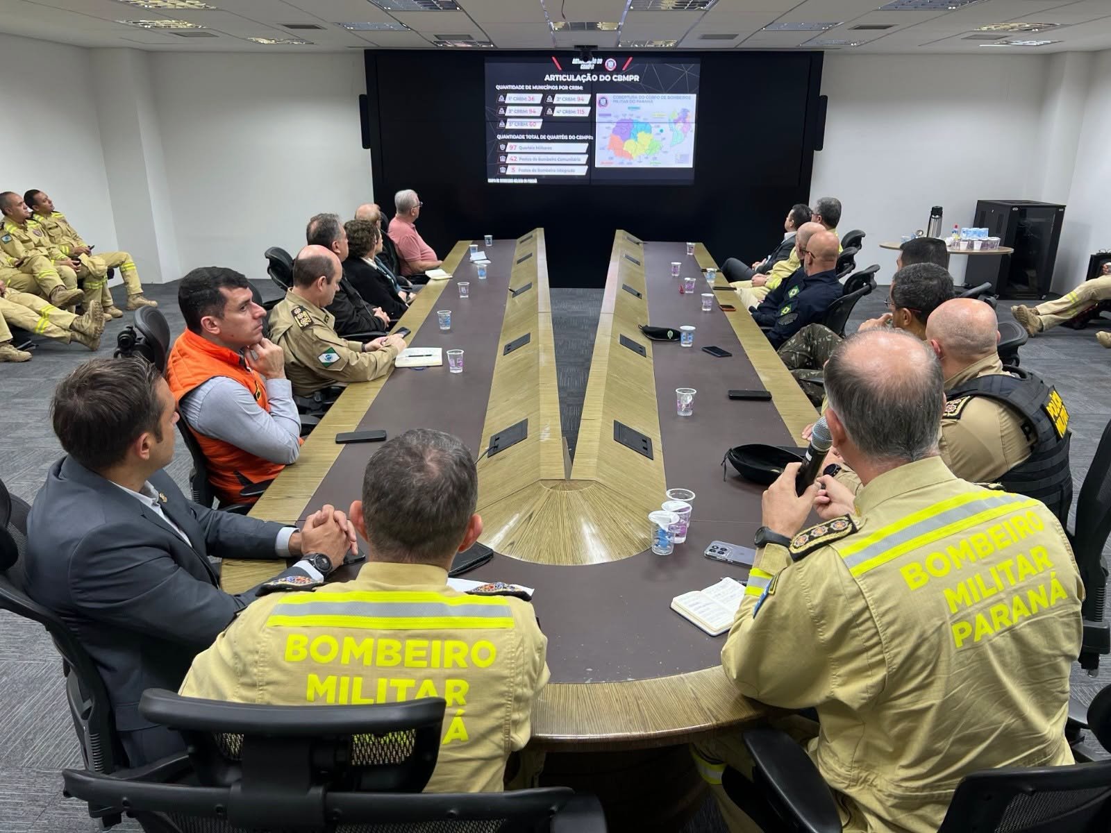 Bombeiros criam plano de ação rápida contra tempestades do El Niño no Paraná