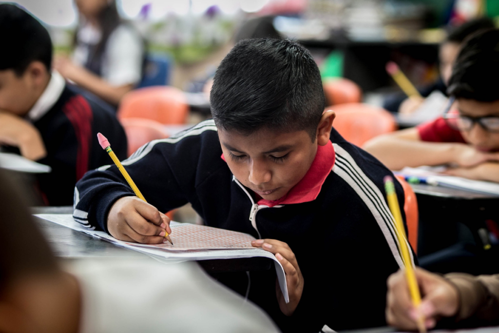 Governo confirma início das obras de 40 colégios no Paraná