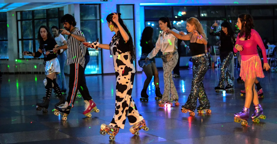 Roller Dance Londrina: evento gratuito tem aulas e empréstimo de patins