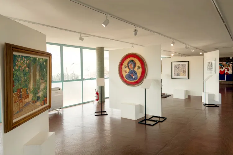 Museu de Arte de Londrina reabre acervo com a exposição "Gira Mundo"