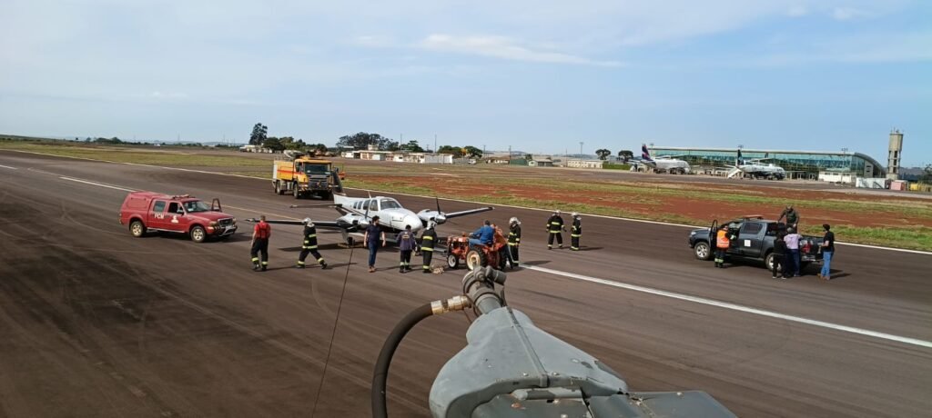 Avião relata problema técnico e faz pouso de emergência em Cascavel