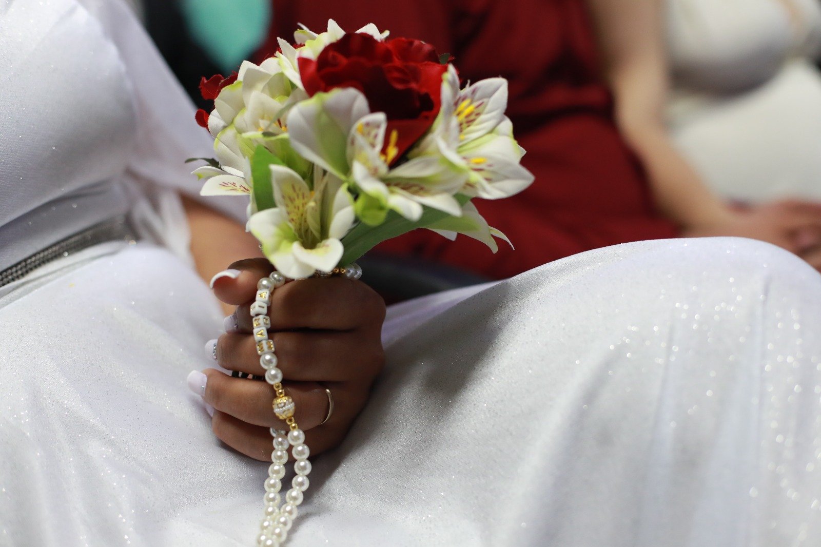 Sonho realizado de graça: dezenas de famílias de Cascavel garantem certidão de casamento