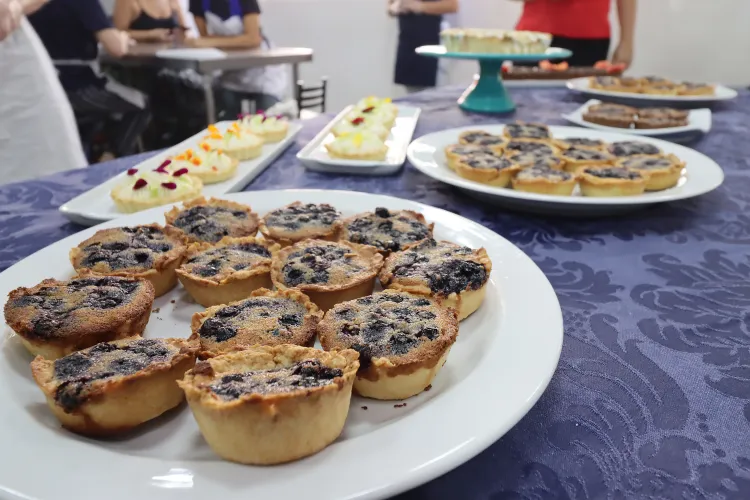 Senac abre vagas gratuitas de confeitaria para moradoras de Londrina