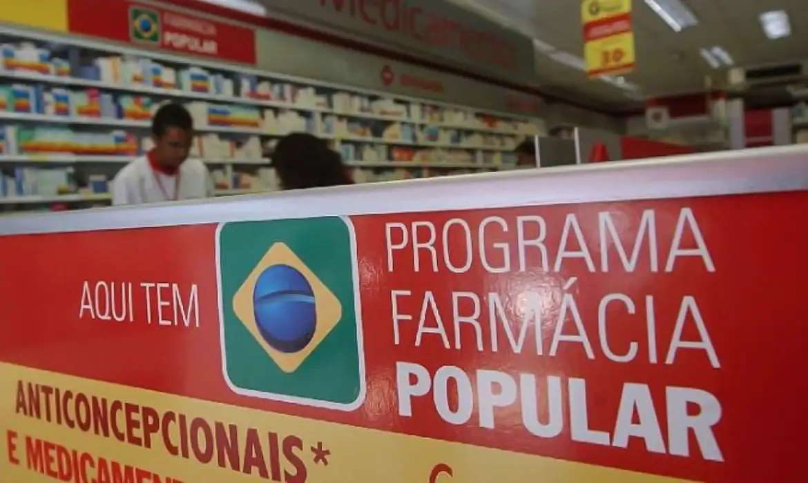 Farmácias populares poderão realizar exames de sangue e testes rápidos