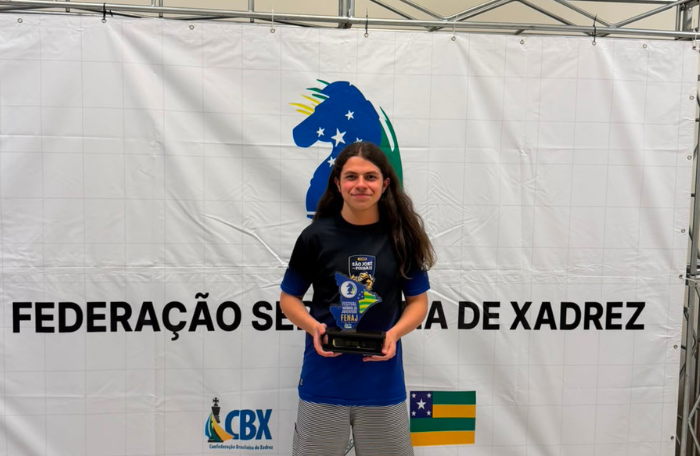 Conquista histórica: Atleta de São José dos Pinhais fatura dois títulos no maior torneio nacional de xadrez