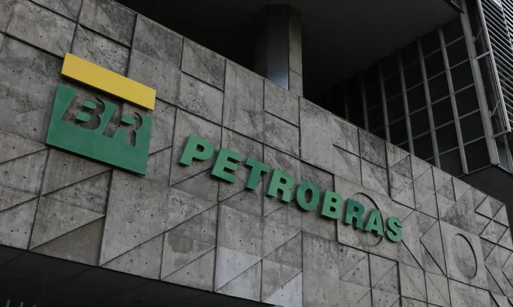 Margem Equatorial: Petrobras descobre novo poço de gás em águas profundas