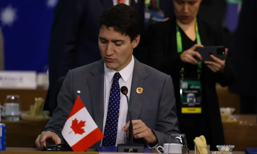 Acordo de última hora: EUA suspendem tarifas de 50% contra o Canadá