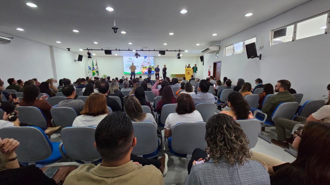 Alimentos inspecionados da região metropolitana chegam aos mercados de Curitiba
