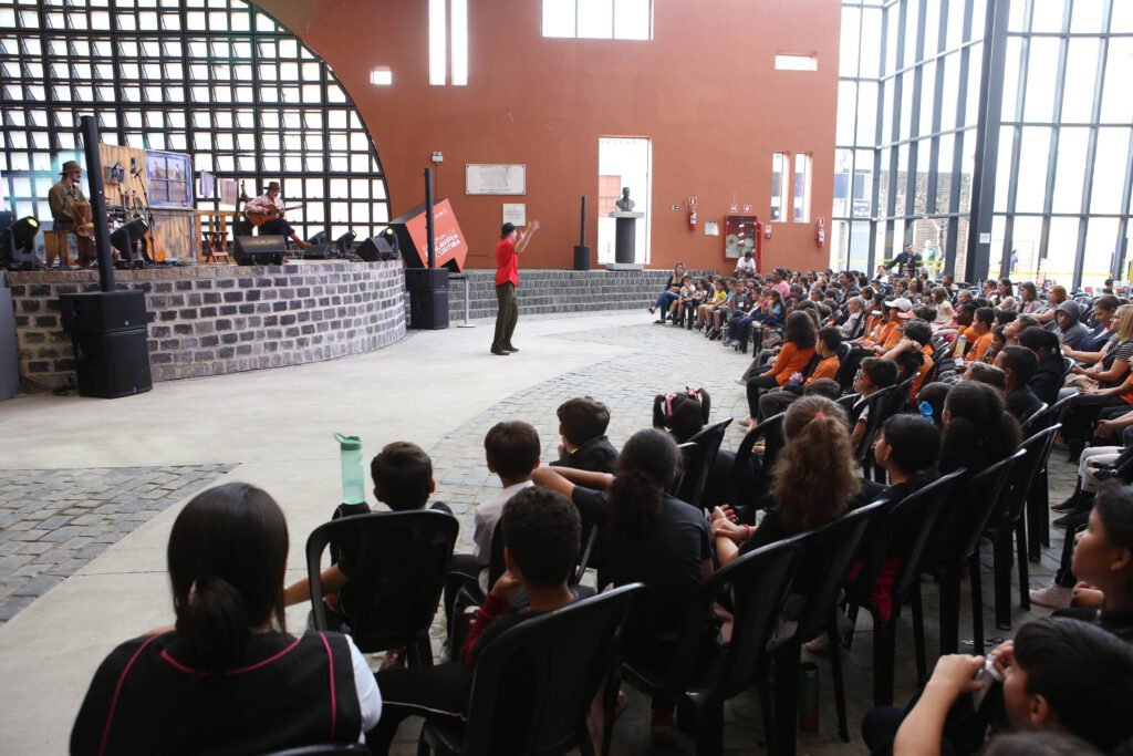 Projeto de Curitiba é finalista no 'Oscar da Educação' em Londres