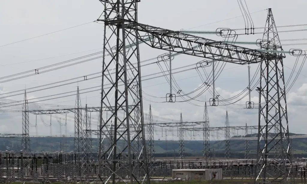 Isenção fiscal e energia limpa: Paraná desponta na atração de data centers