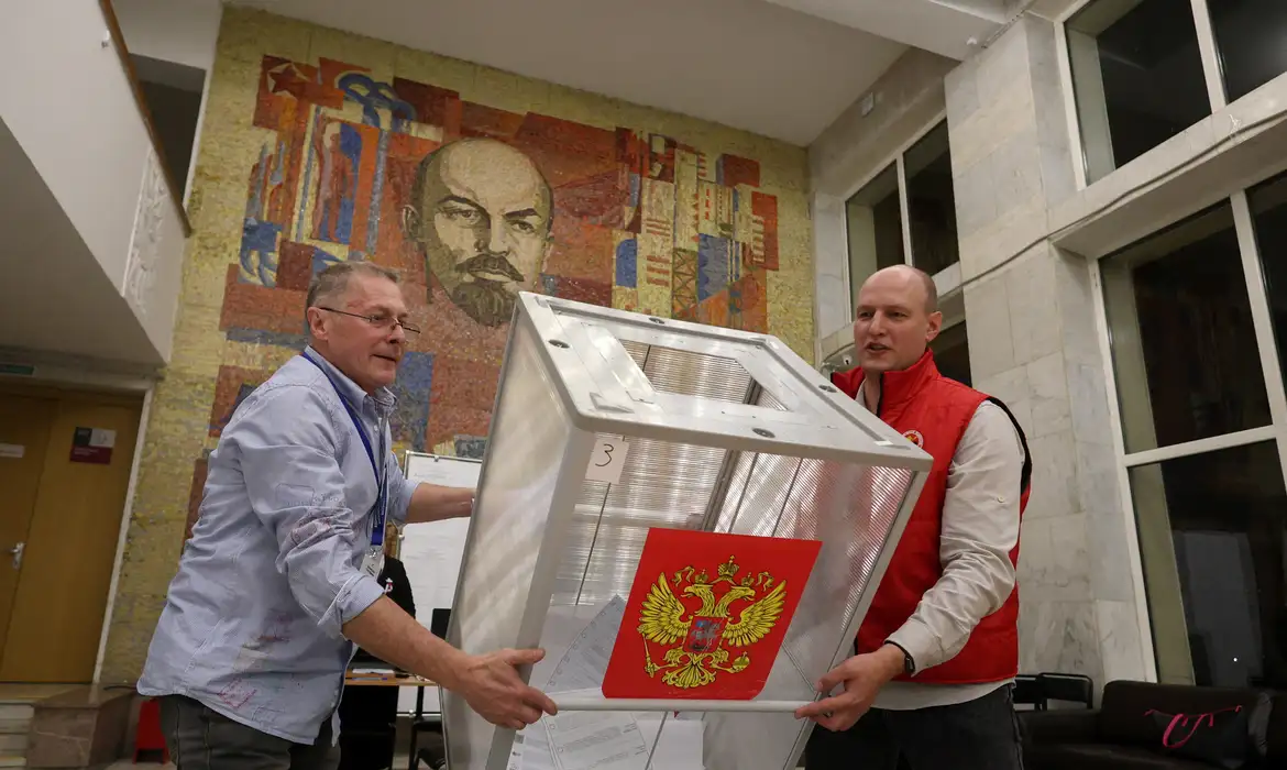 Sistema eleitoral da Rússia sofre ataques cibernéticos em meio a eleições para a Duma
