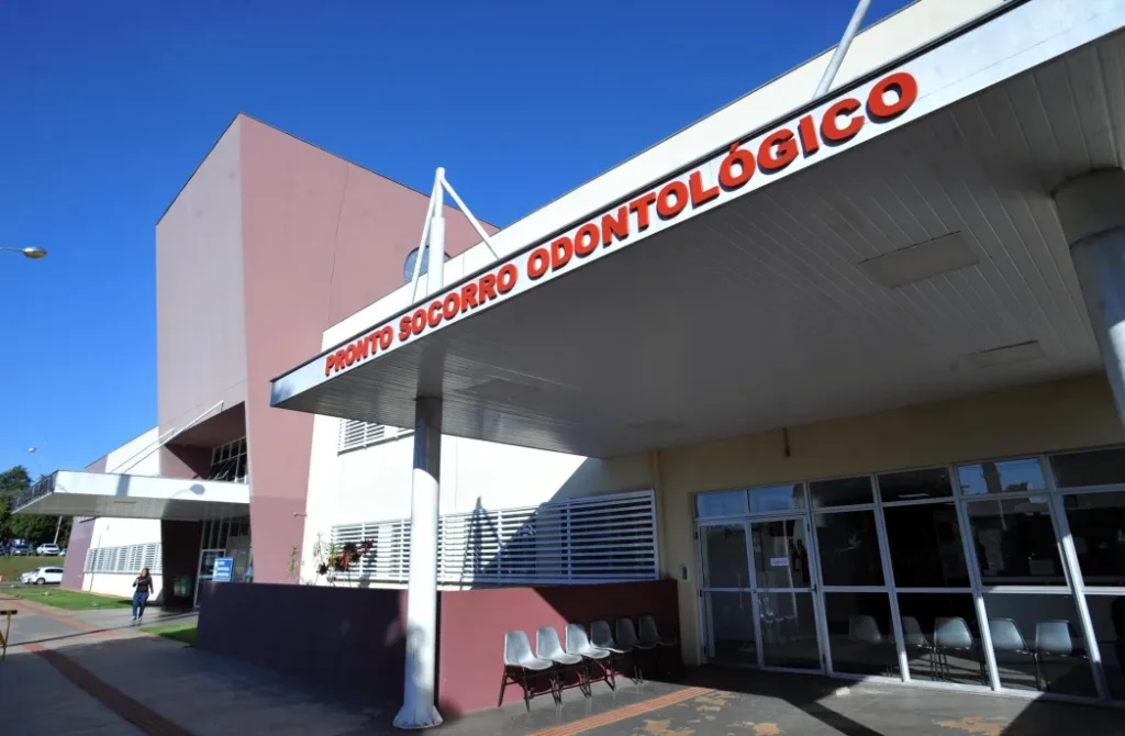Saúde bucal em Londrina: UEL e prefeitura lançam novos serviços no SUS
