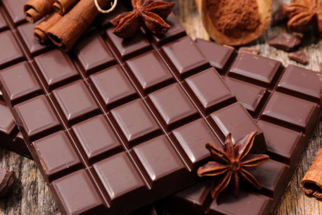 Chocolate amargo turbina a memória e reduz estresse no trabalho e nos estudos