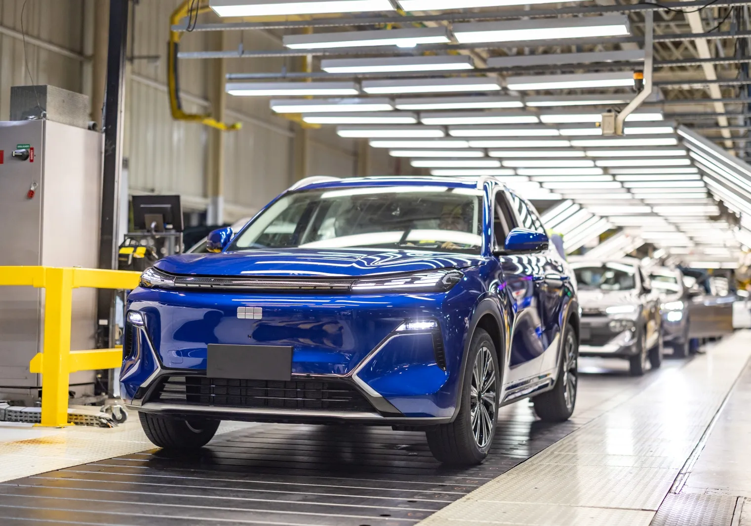 Novo polo de carros elétricos ganha investimento de R$ 2 bilhões na Grande Curitiba