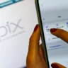 Banco Central muda regras do Pix para barrar golpes no comércio e proíbe links em comprovantes