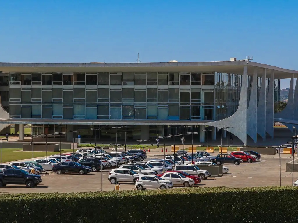 Herança, gestão e ativismo: as três faces da direita na corrida ao Planalto
